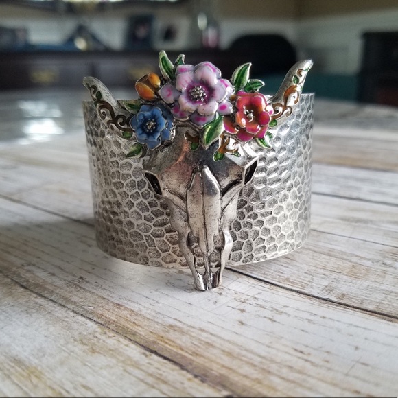 Chic by the Beach Jewelry - ⚓️SALE⚓️ Boho steer head skull cuff
